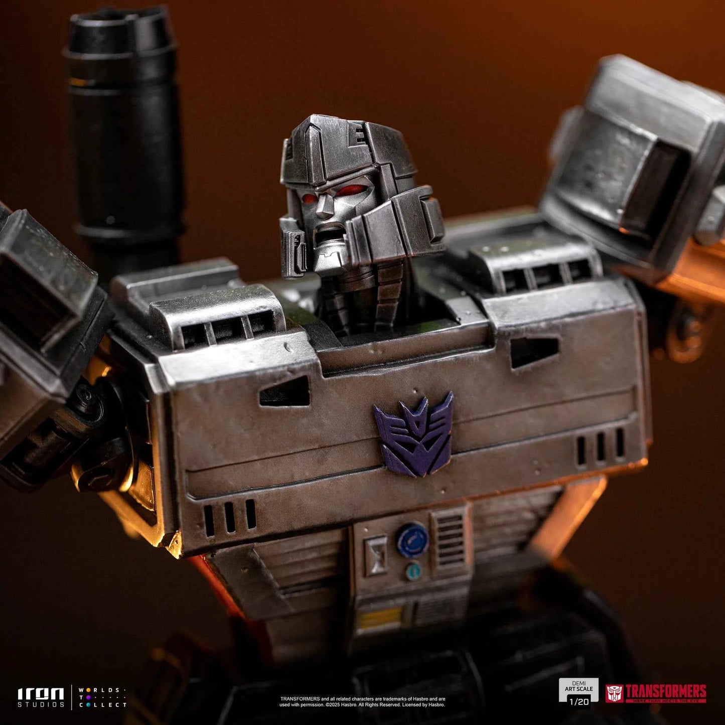 Transformers Iron Studios Megatron Demi Scale HASBR129325-20 1/20 Licensed Resin Statue