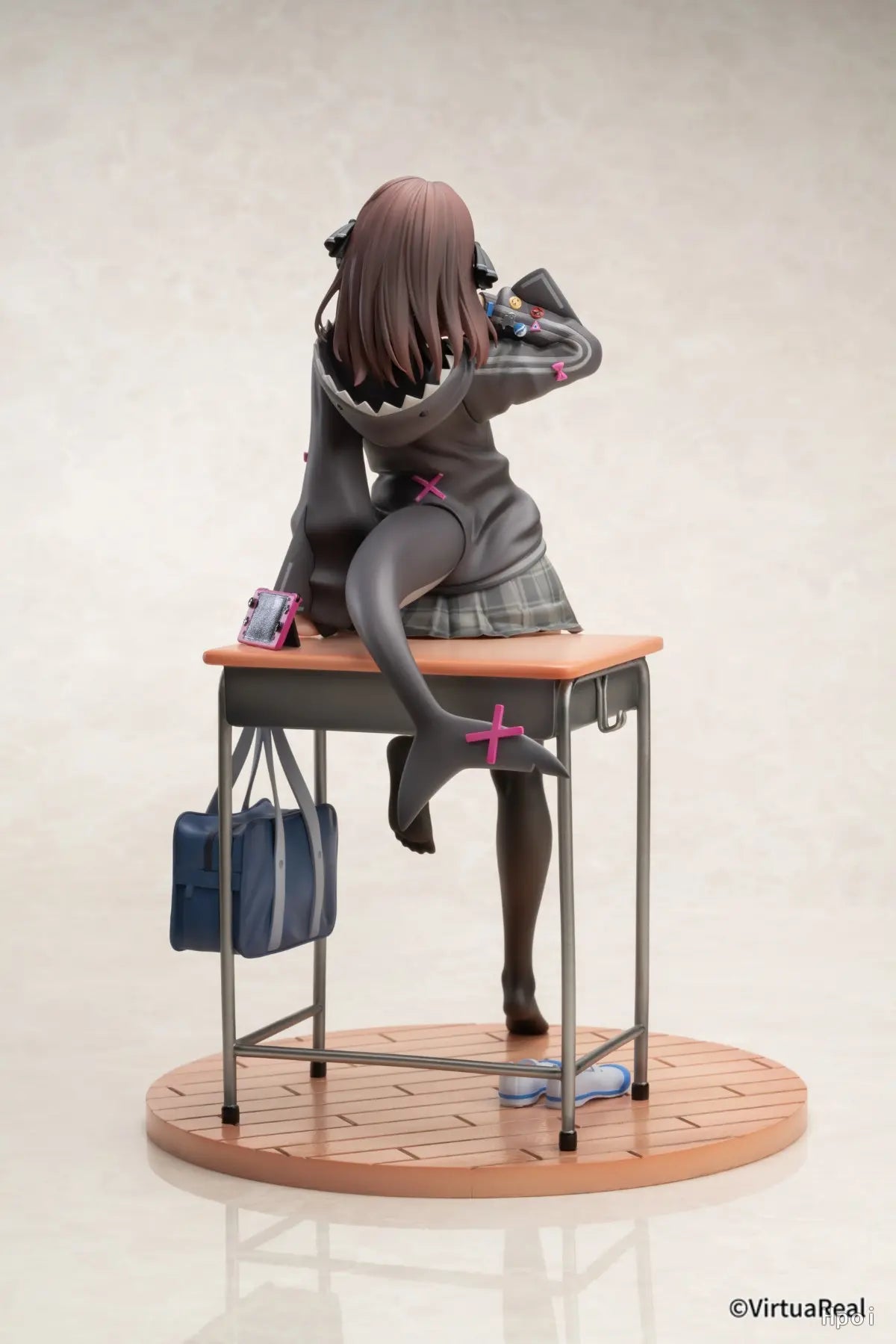 VTuber VirtuaReal Project Nana7mi 1/7 Shark Suit 2.0 Licensed PVC Figure