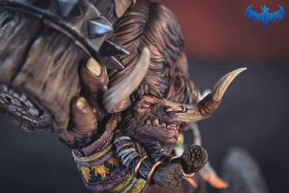 World of Warcraft Toys Evolution Studio Tauren Resin Statue