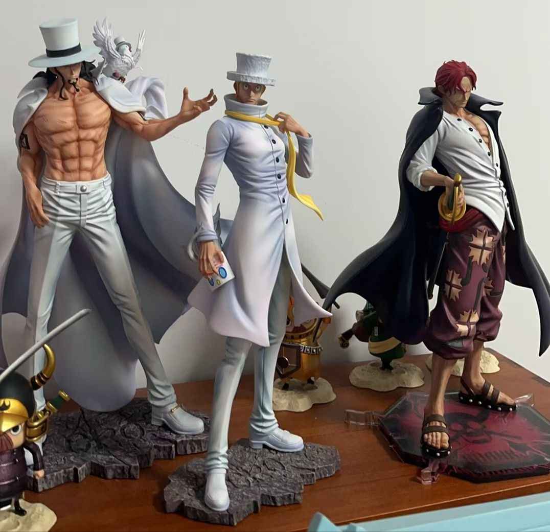 One Piece ~ Long Hu Studio ~ Rob Lucci CP0 Agent EX Version ~ Resin Statue