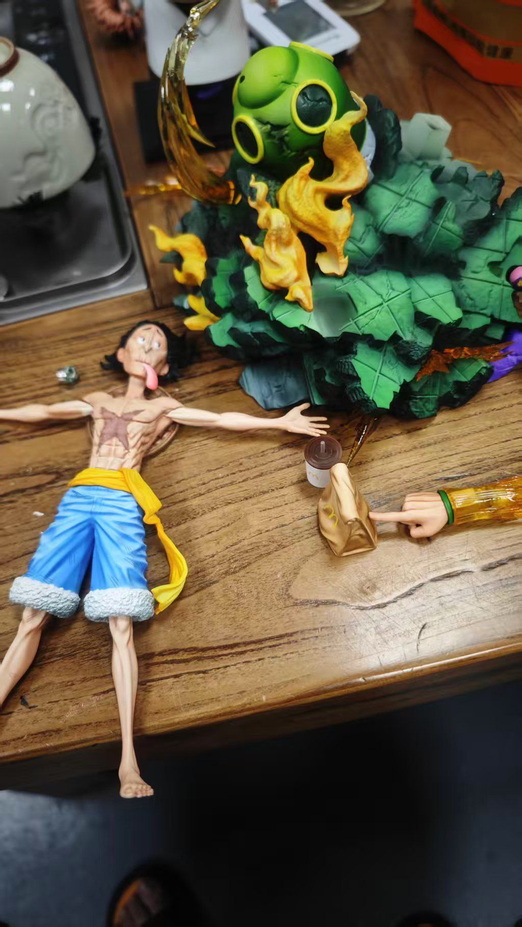 One Piece Long Hu Studio Shrunken Exhausted Old Monkey D. Luffy Resin Statue Resin Statue