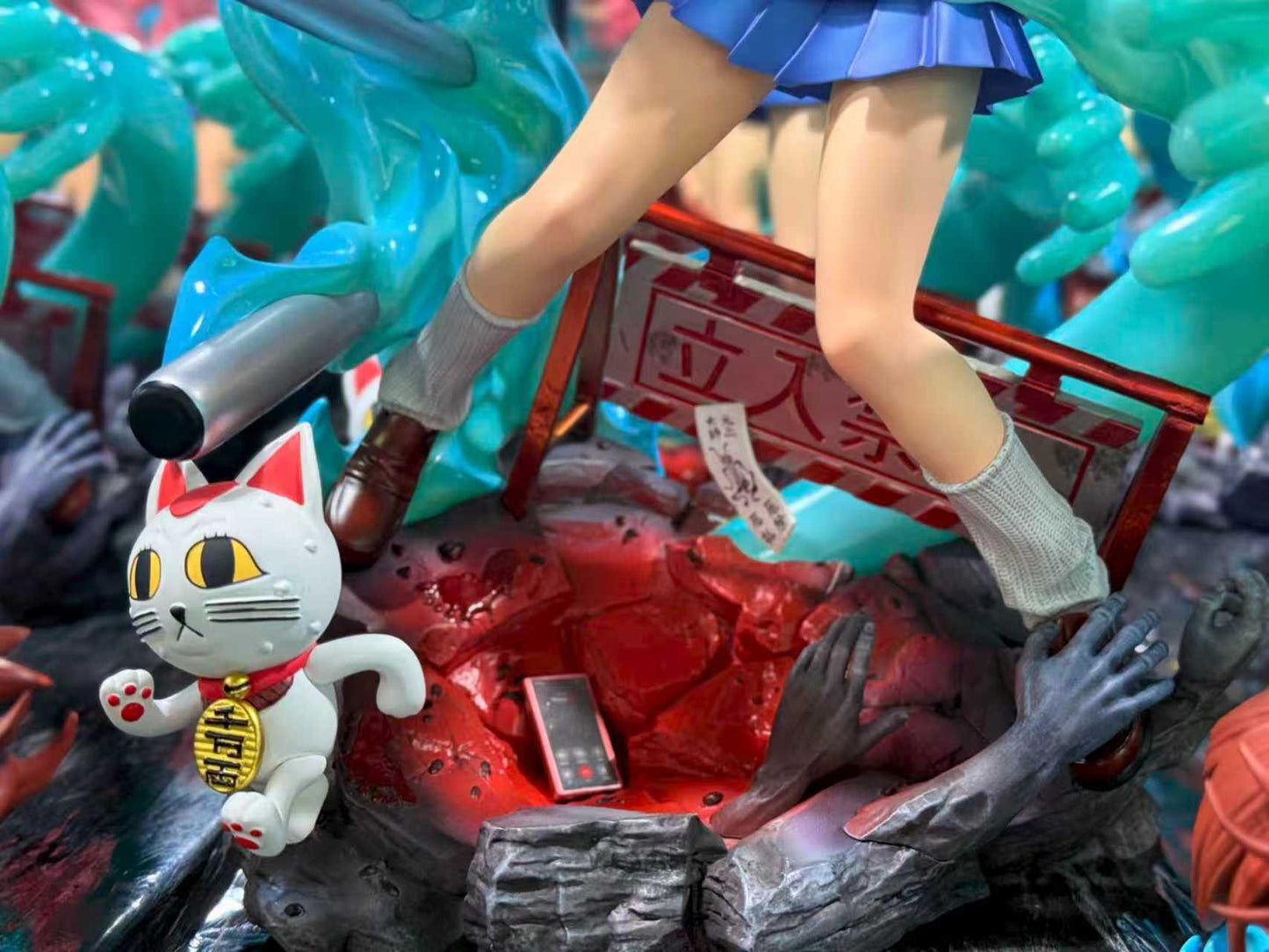 Dandadan Mask Studio Momo Ayase Resin Statue