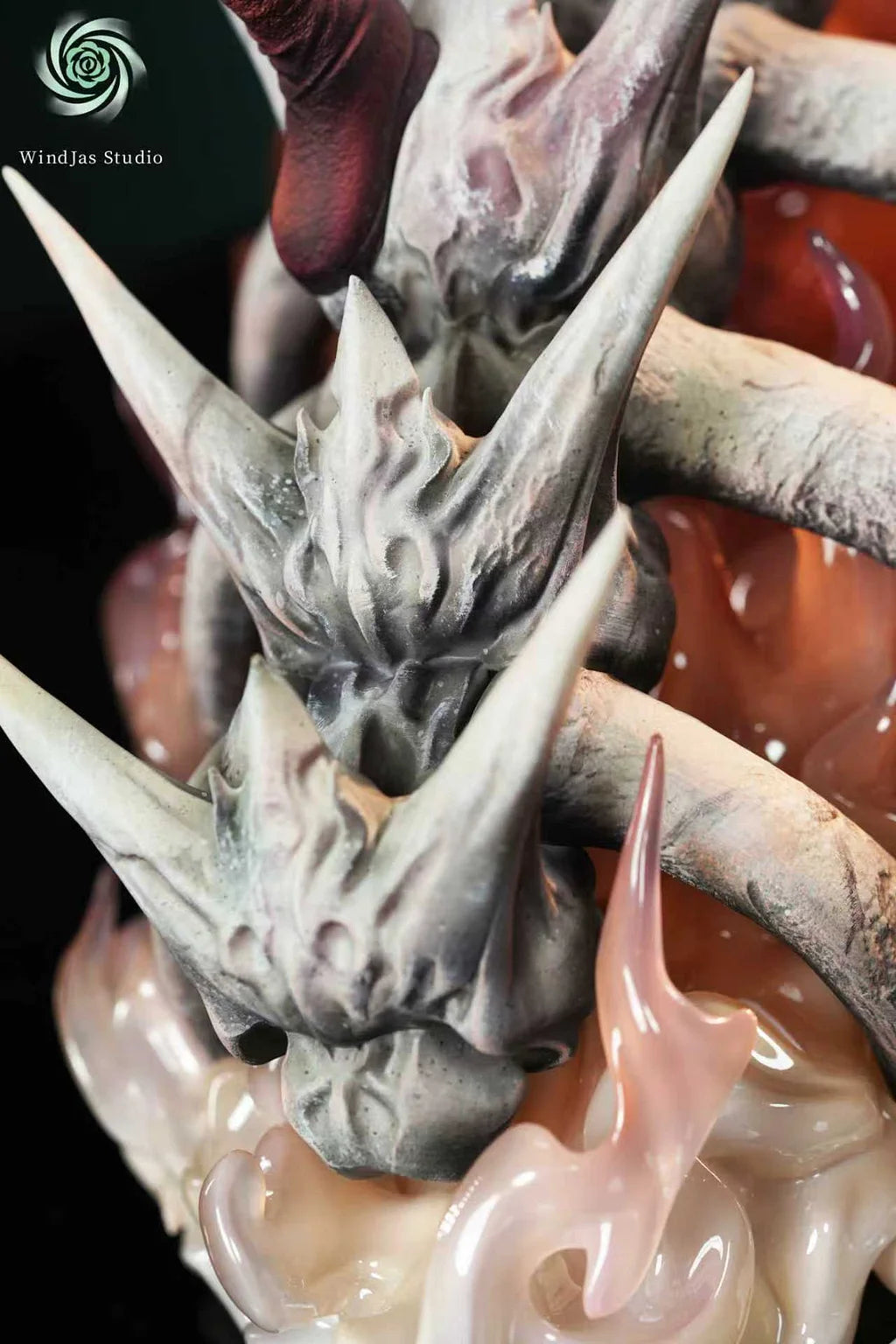 Attack On Titan WindJas Studio Pieck Finger Cart Titan Resin Statue