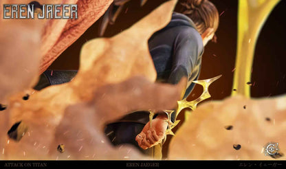 Attack on Titan Void Studio Eren Yeager "Eren vs. Pieck Vol.1" 1/6 Resin Statue (PayPal Fees and Shipping Costs Included)