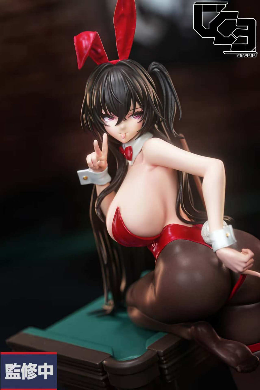 Azur Lane LGY Studio Taihou Billiards Bunny Resin Statue