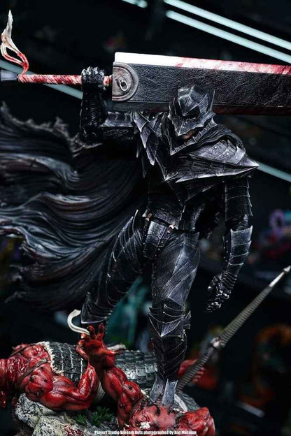 Berserk Player 1 Studio Guts and the Berserker Armour 1/4 Resin Statue
