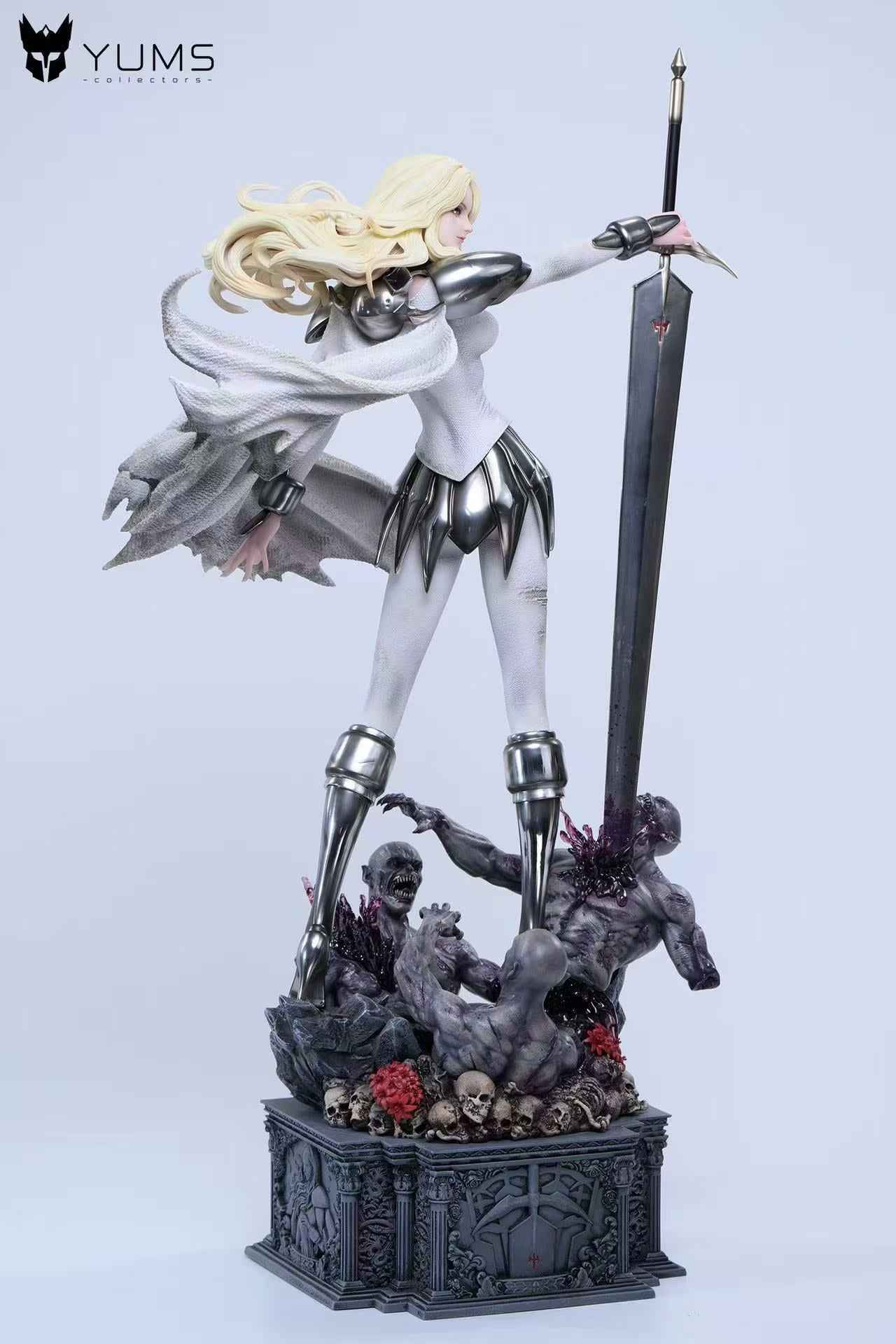 Claymore YUMS-Collectors Studio Teresa & Clare 1/4 Resin Statue