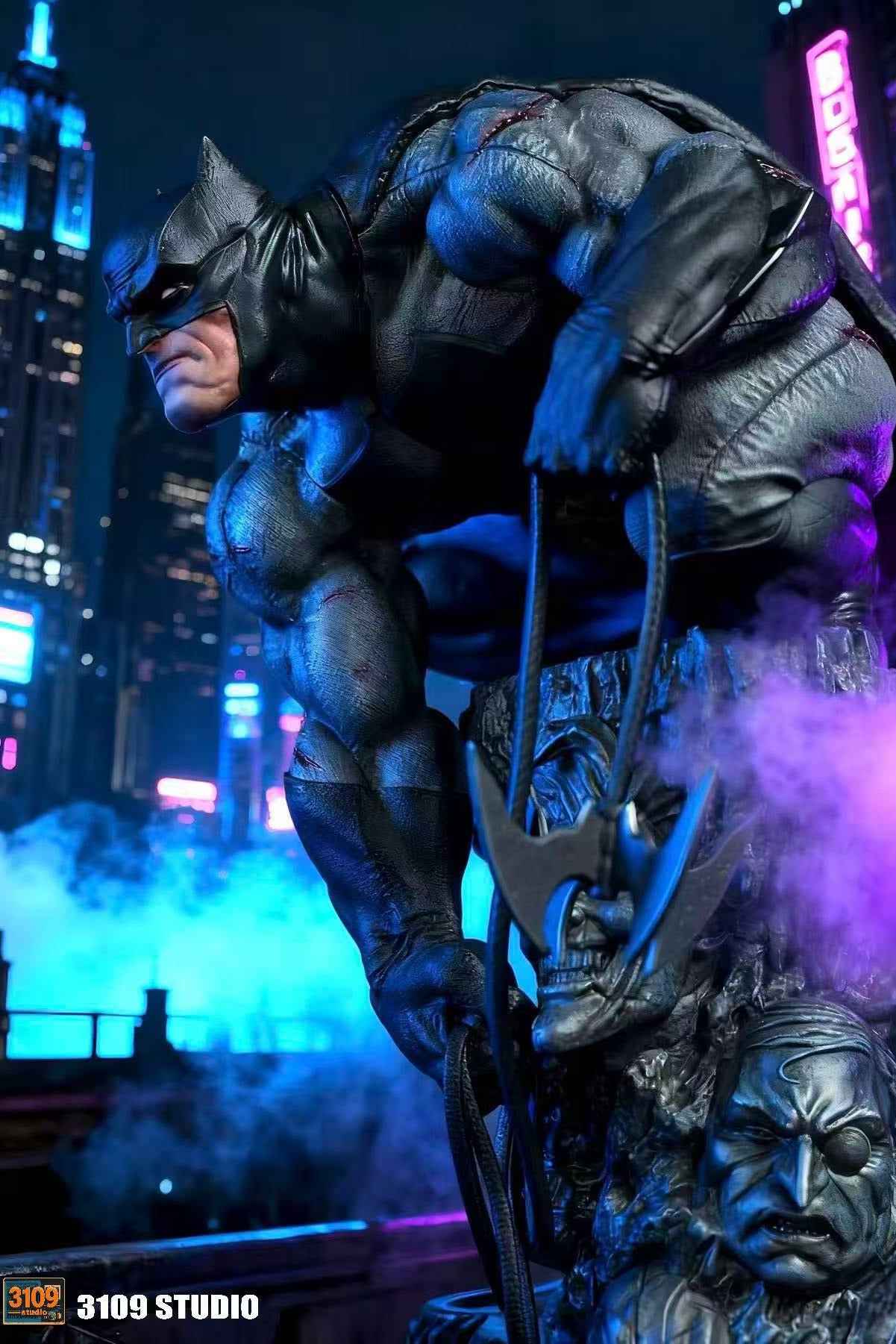 DC Comics 3109 Studio Batman Dark Knight Returns Resin Statue