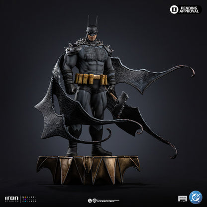 DC Comics Iron Studios Batman Absolute DCCDCG133125-10 1/10 Licensed Resin Statue