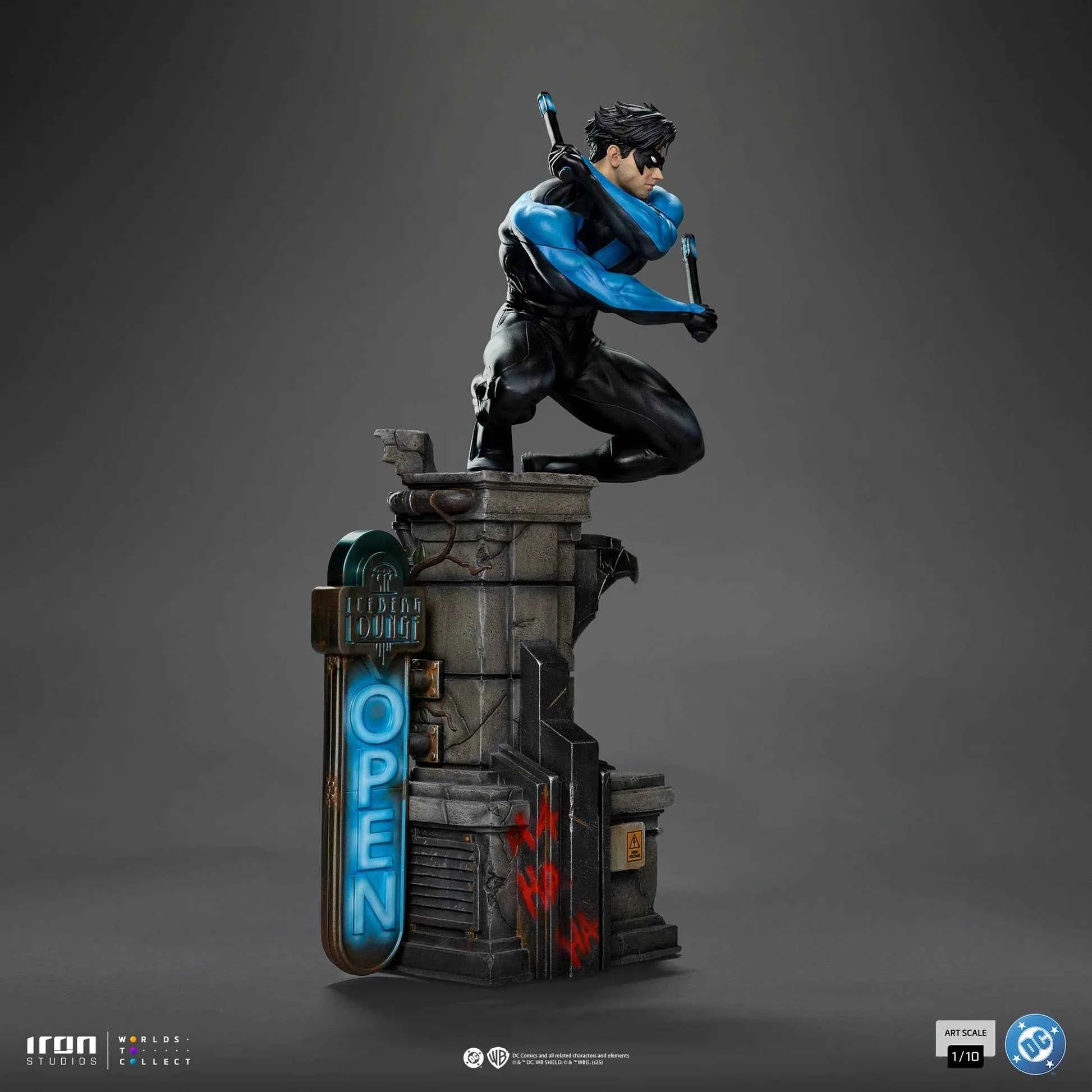 DC Comics Iron Studios Nightwing DCCDCG128525-10 1/10 Licensed Resin Statue