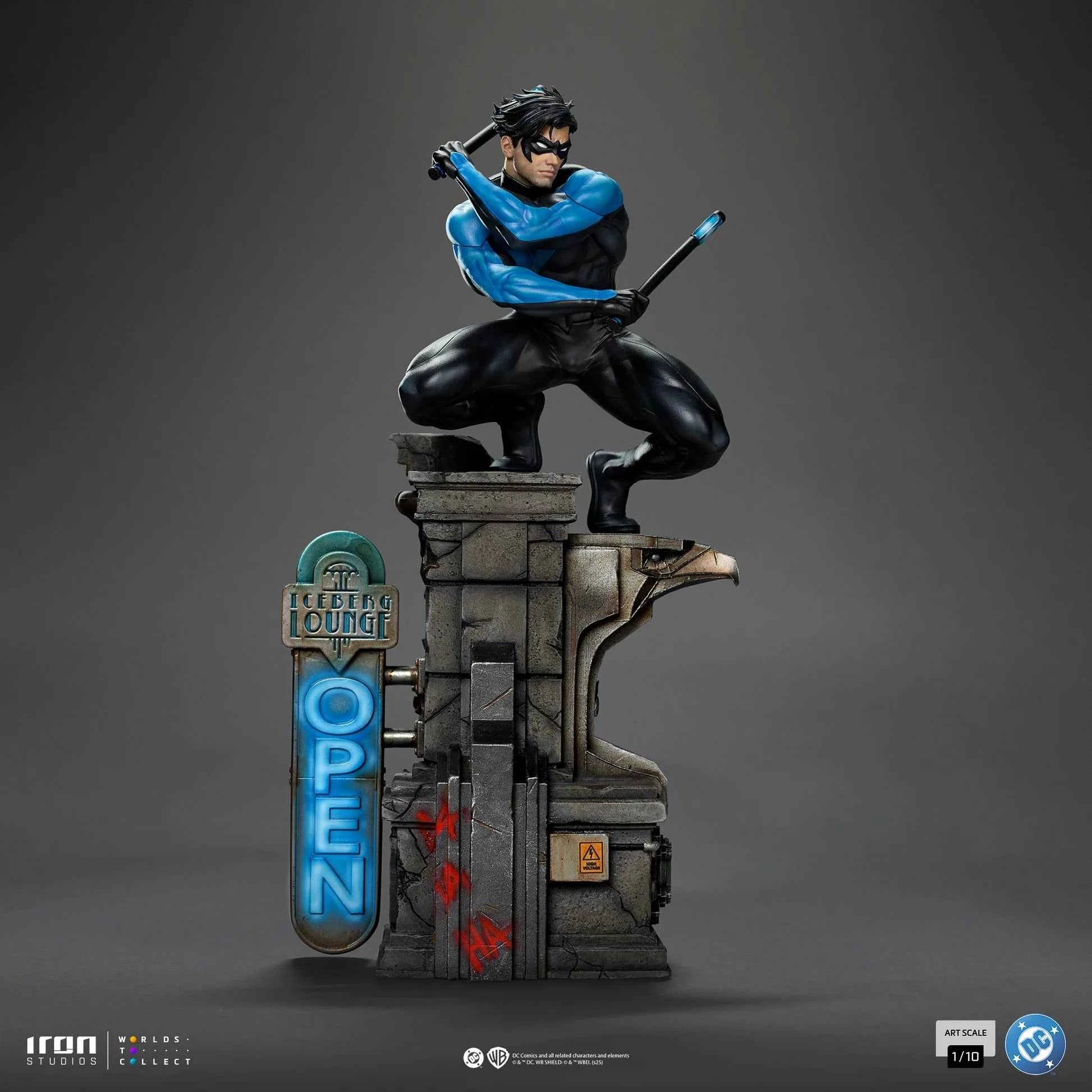 DC Comics Iron Studios Nightwing DCCDCG128525-10 1/10 Licensed Resin Statue