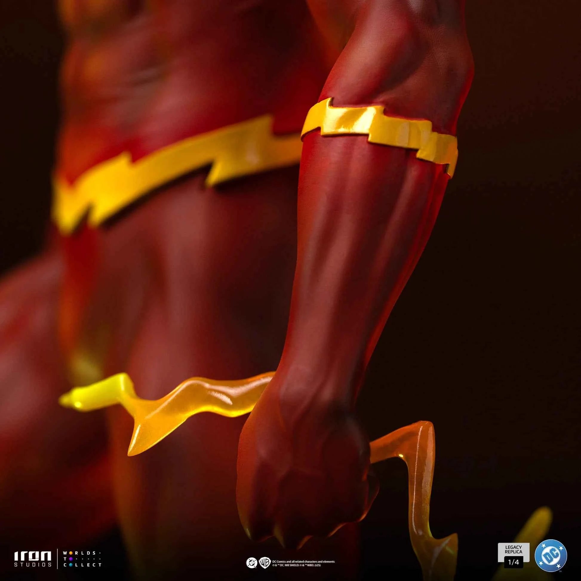 DC Comics Iron Studios The Flash Legacy Replica DCCDCG128325-14 1/4 Licensed Resin Statue