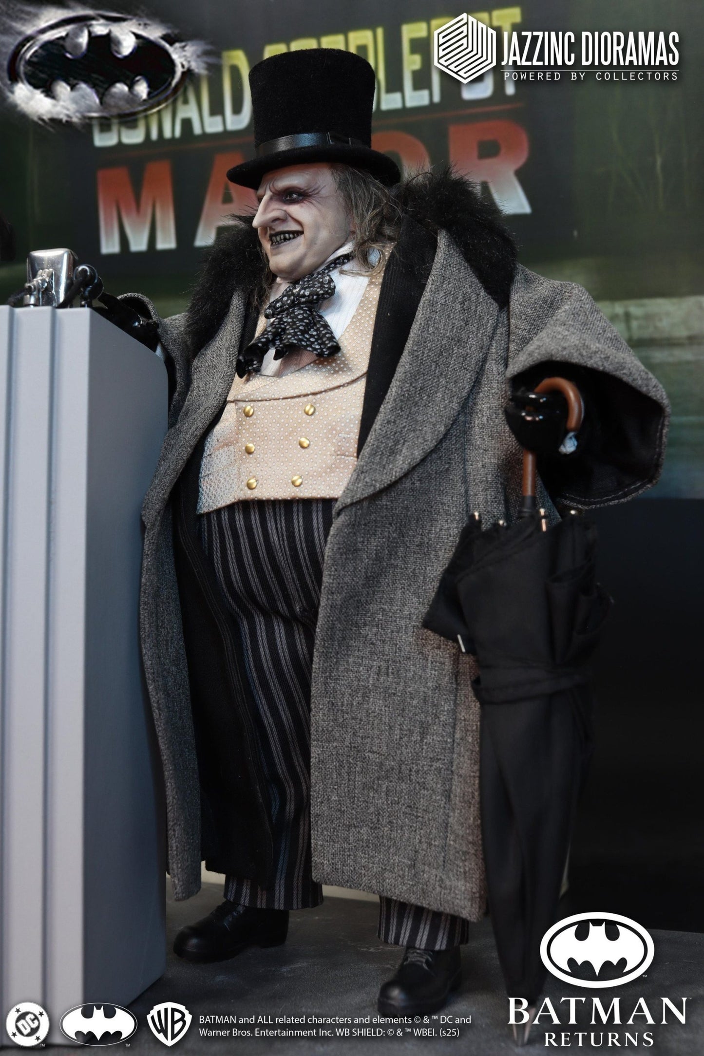 DC Comics Jazzinc Dioramas Studio The Mayor Penguin Batman Returns Licensed Action Figure