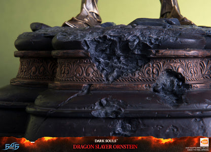 Dark Souls First 4 Figures Dragon Slayer Ornstein DSORNR Licensed Resin Statue