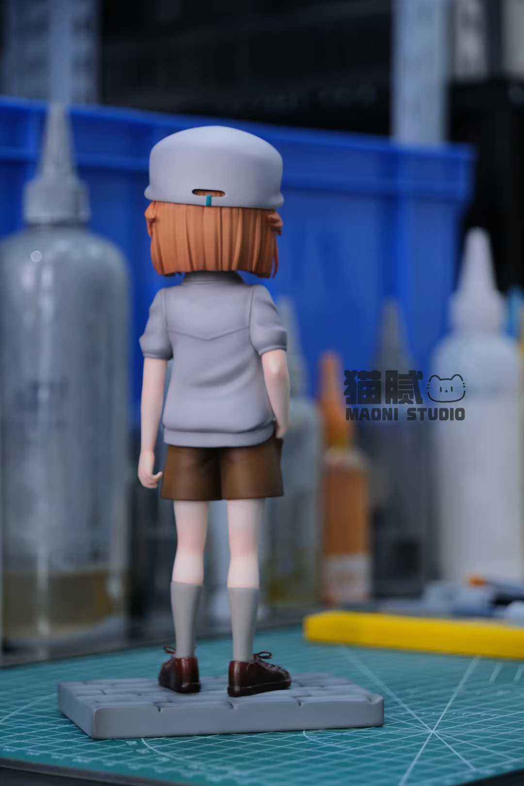 Detective Conan Maoni Studio Crazy Soccer Fan Ai Haibara Shiho Miyano 1/6 Resin Statue