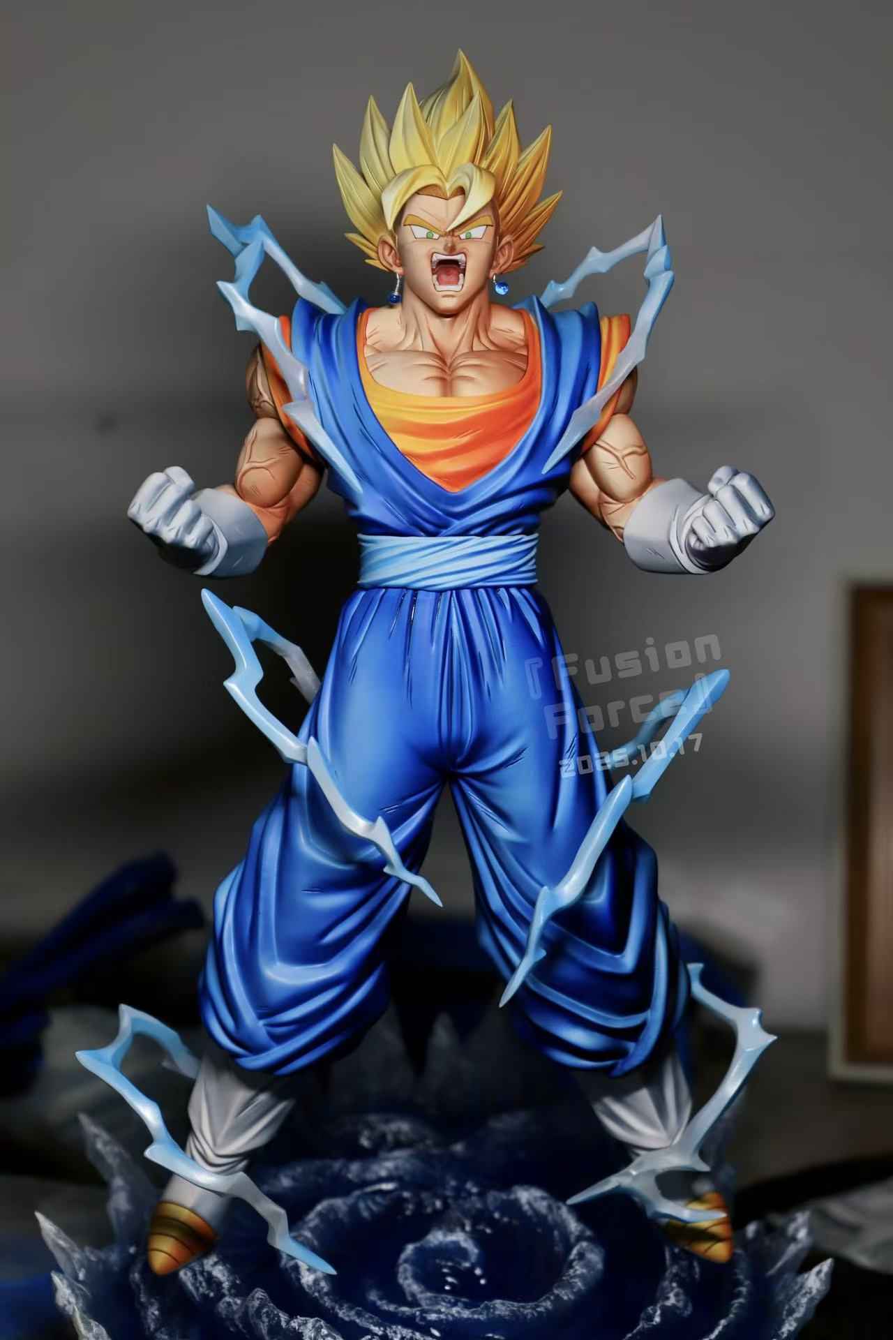 Dragon Ball Fusion & Force Studio Super Vegito 1/6 Resin Statue
