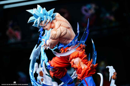 Dragon Ball Player 1 Studio Ultra Instinct Son Goku Resin Statue
