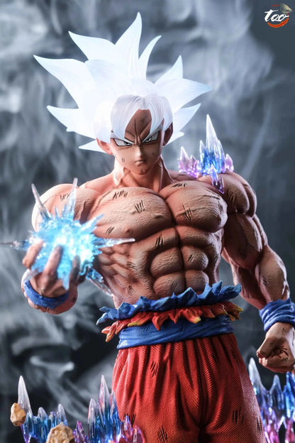 Dragon Ball Too Studio Ultra Instinct Son Goku Ver. 2.0 Resin Statue (Copy)