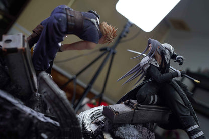 Final Fantasy TheOnes & FanArt Studio FF7 Cloud & Sephiroth Fate Battle 1/6 Resin Statue