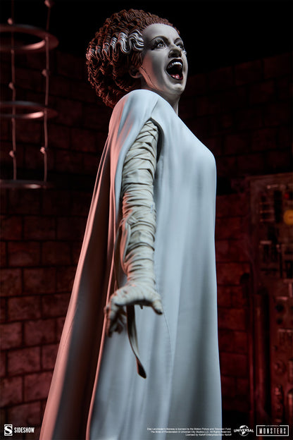 Frankenstein Sideshow Collectibles The Bride of Frankenstein (1935) Licensed Resin Statue