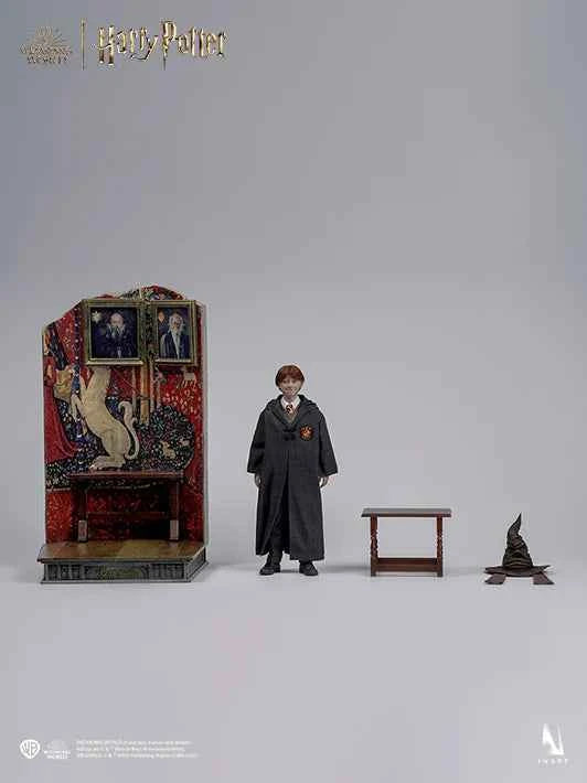 Harry Potter Inart Collectibles Ron Weasley School Uniform 1/6 A010D1 Licensed Action Figure