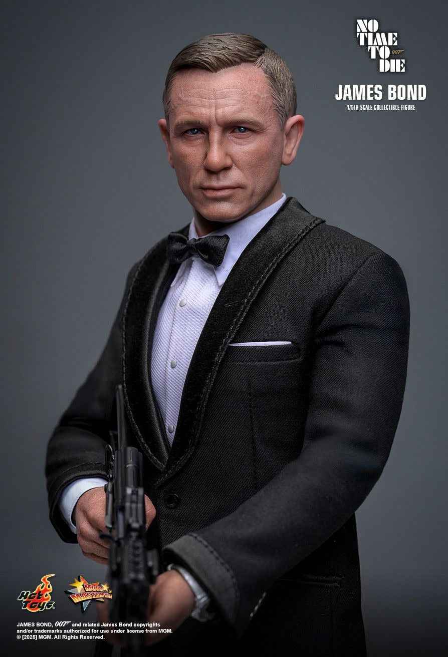 James Bond Hot Toys No Time To Die James Bond MMS803 Licensed Action Figure