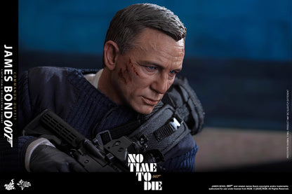 James Bond Hot Toys No Time To Die James Bond (Commando Outfit) MMS804 Licensed Action Figure