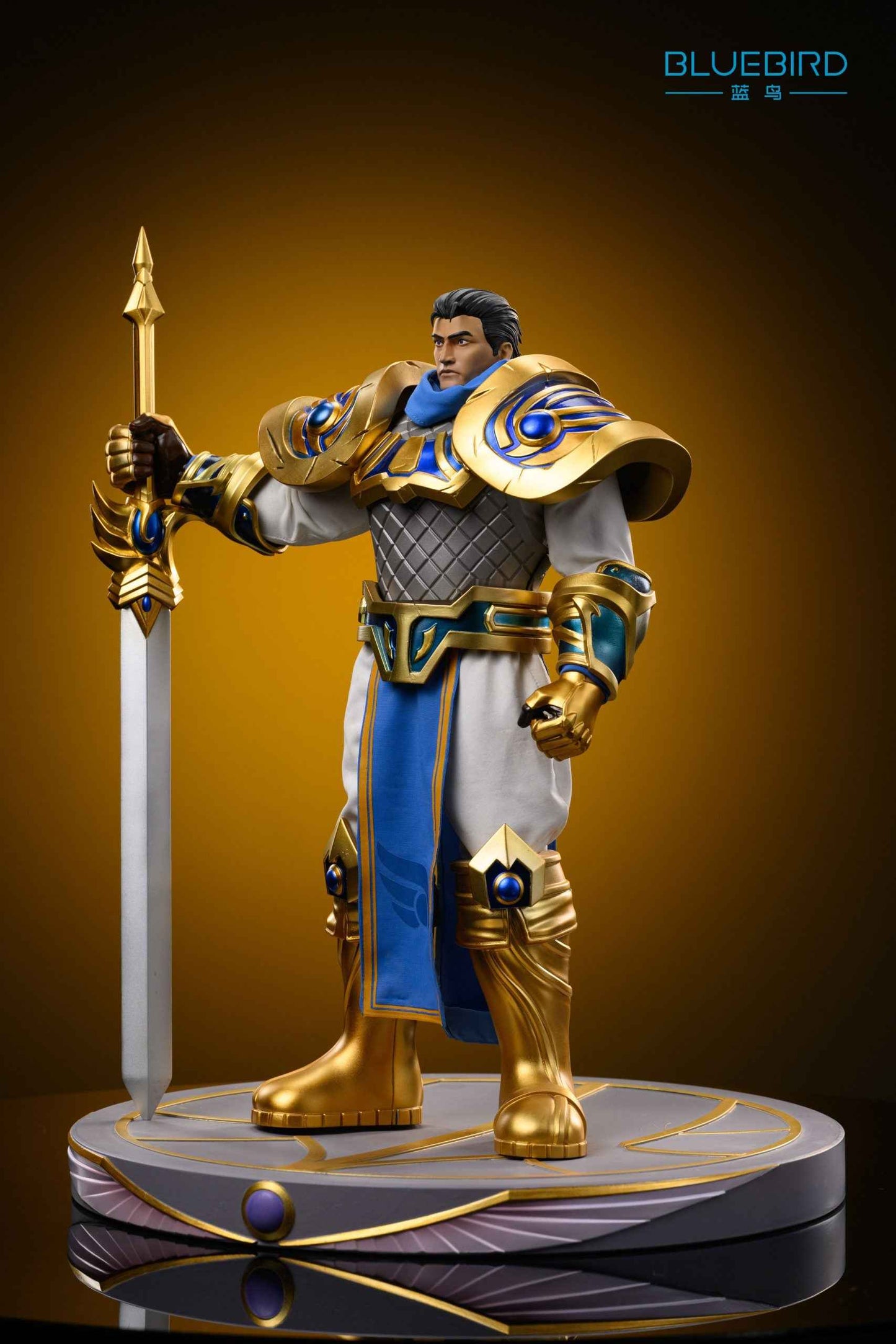 League of Legends Bluebird Studio Garen City Guard +18 Resin Statue