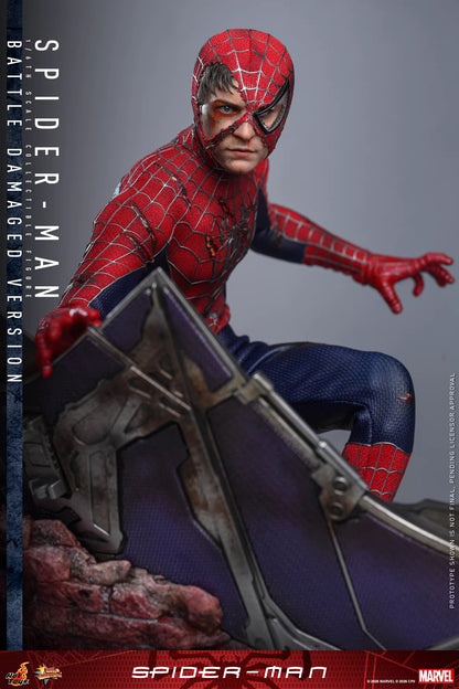 Marvel Hot Toys Spider-Man Peter Parker Battle-Damaged MMS859 Licensed Action Figure
