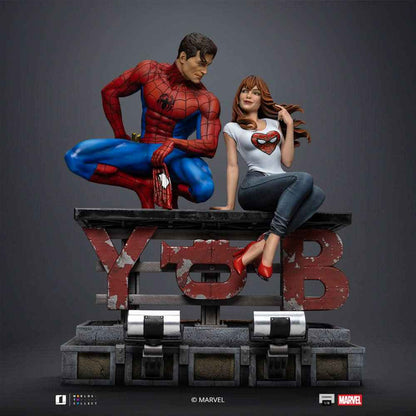 Marvel Iron Studio Spider-Man and Mary Jane Diorama MARCAS119025-16 1/6 Licensed Resin Statue