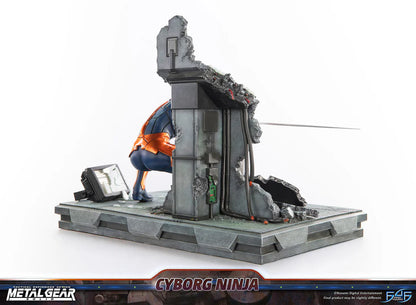 Metal Gear Solid First 4 Figures Cyborg Ninja Gray Fox MGSCNST Licensed Resin Statue