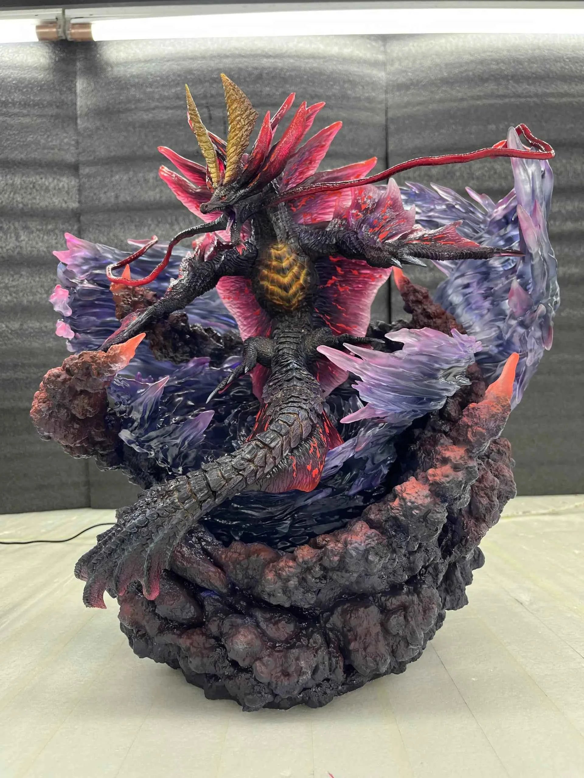 Monster Hunter Dragon Frontier Studio Amatsu Resin Statue