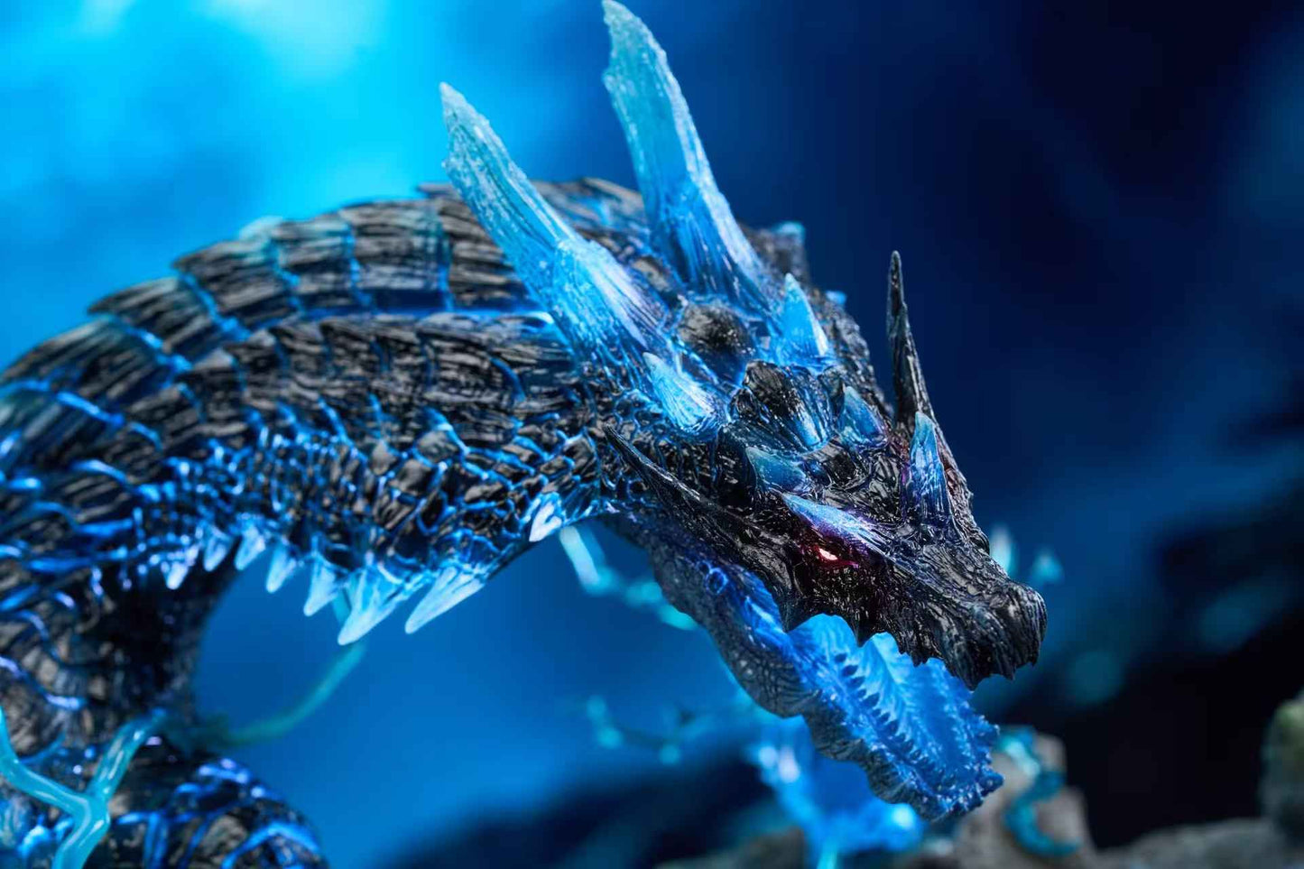 Monster Hunter Roaring Wild Studio Lagiacrus & Abyssal Lagiacrus Resin Statue