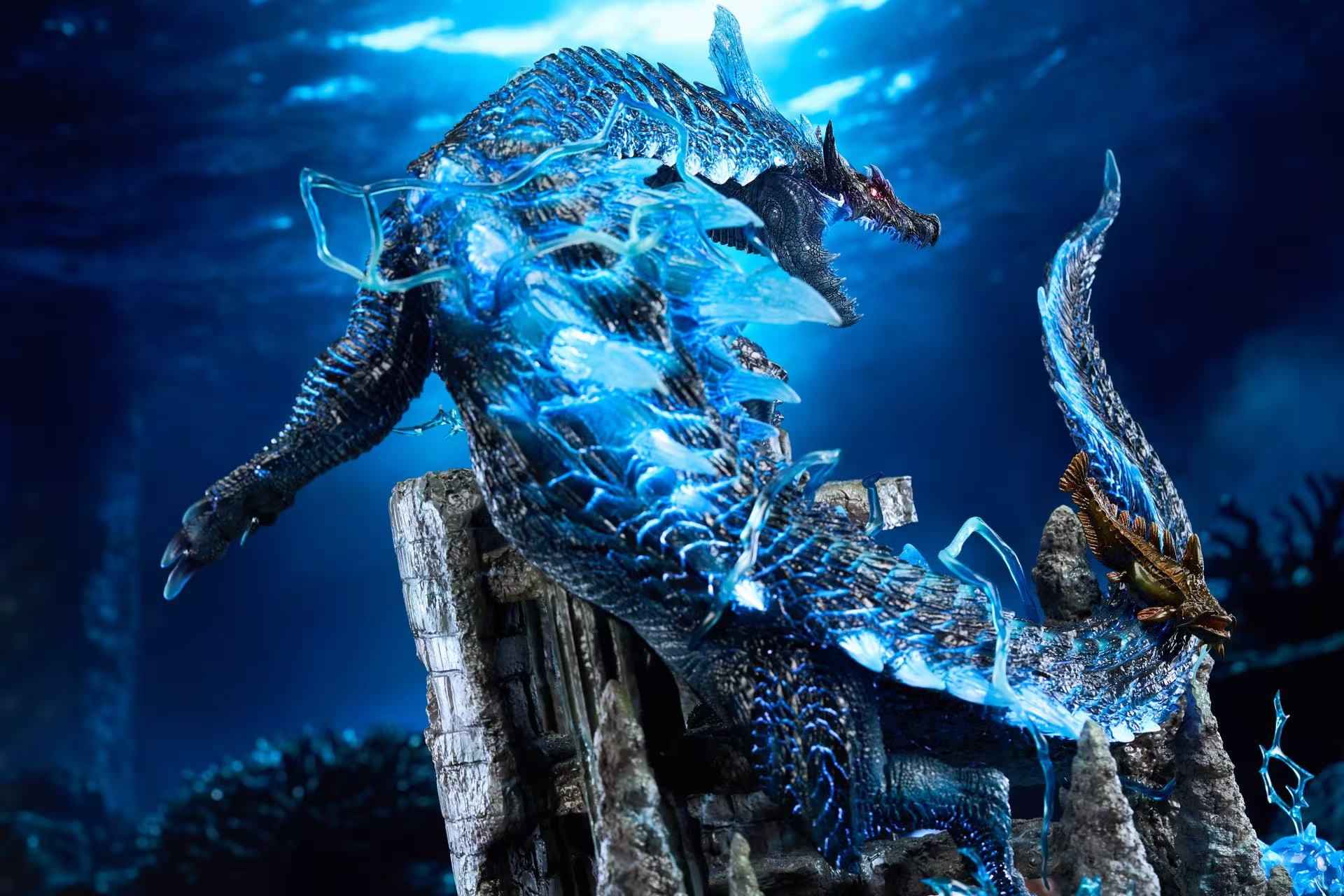 Monster Hunter Roaring Wild Studio Lagiacrus & Abyssal Lagiacrus Resin Statue