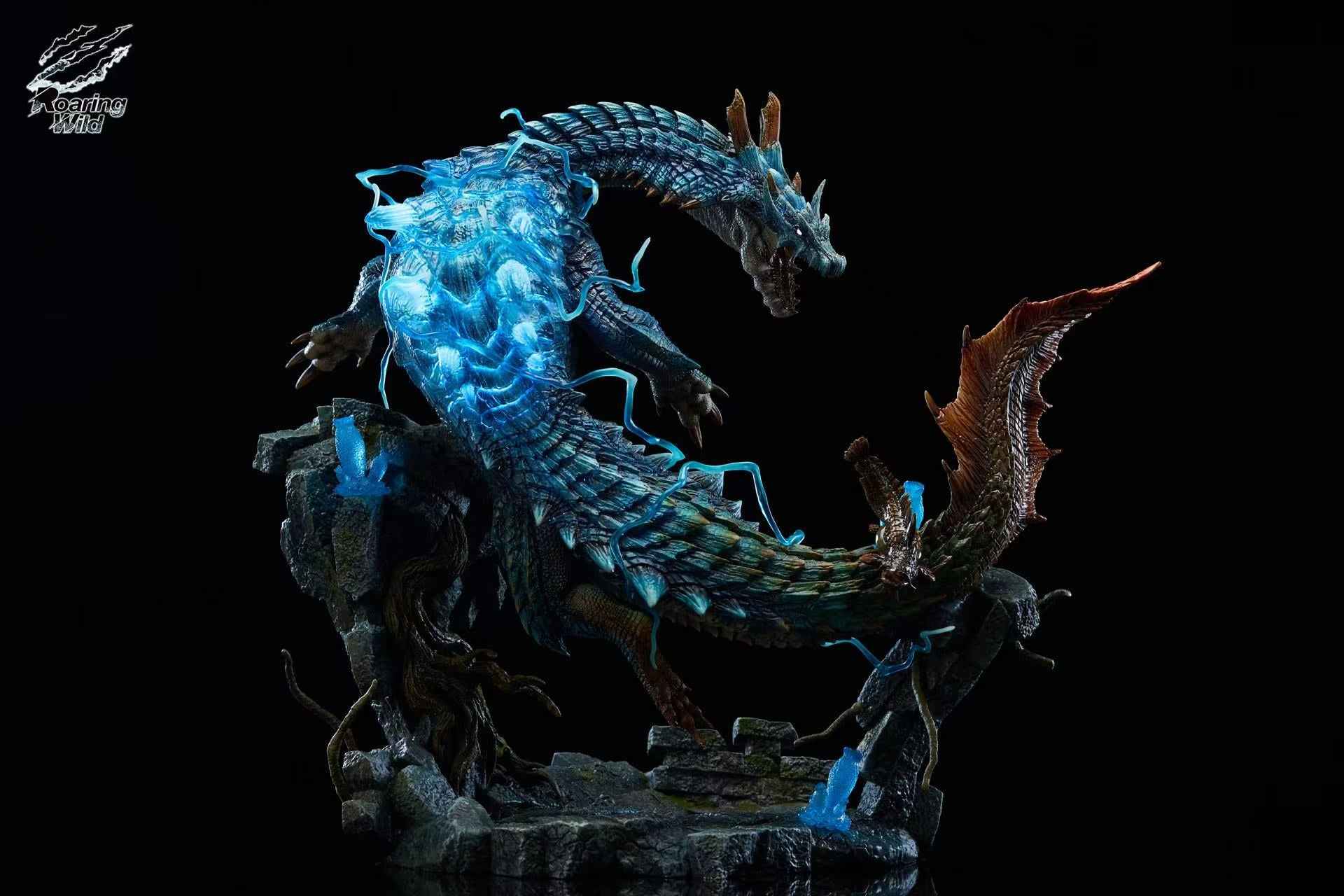Monster Hunter Roaring Wild Studio Lagiacrus & Abyssal Lagiacrus Resin Statue
