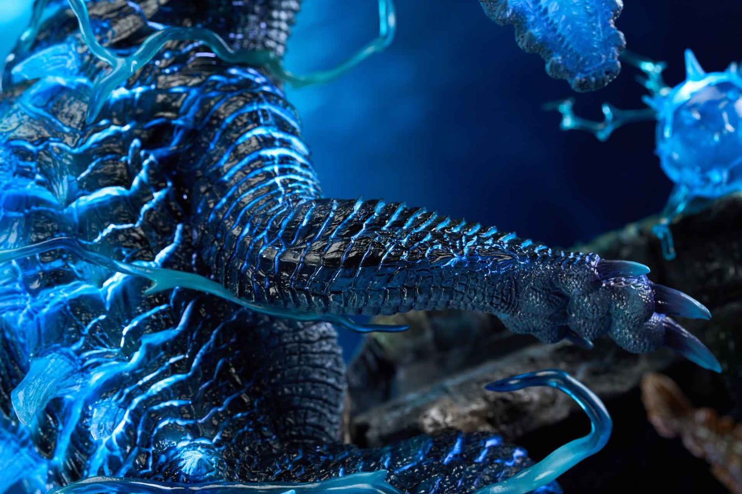 Monster Hunter Roaring Wild Studio Lagiacrus & Abyssal Lagiacrus Resin Statue