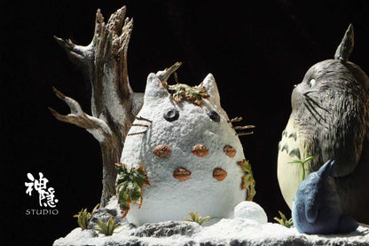 My Neighbor Totoro Shen Yin Studio TotoroPlaytime in the Snow Resin Statue