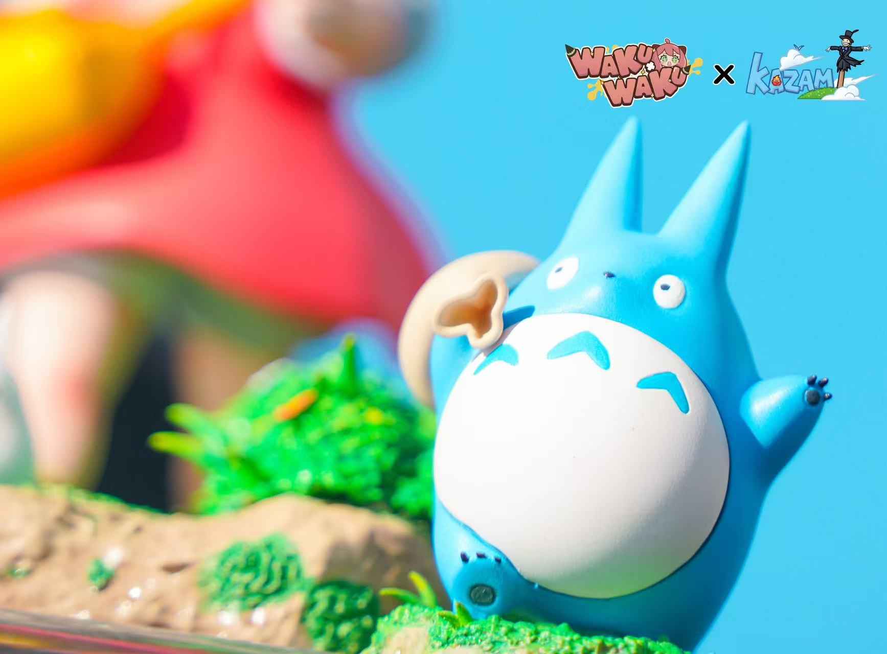 My Neighbor Totoro WakuWaku Studio Totoro & Mei Resin Statue