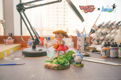 My Neighbor Totoro WakuWaku Studio Totoro & Mei Resin Statue