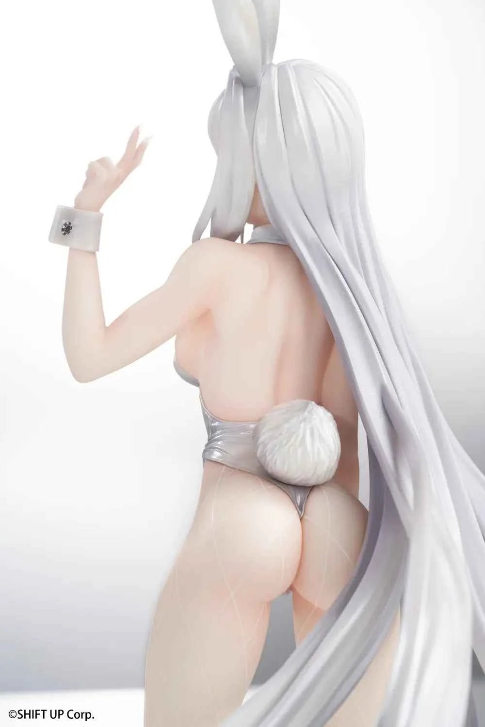 Nikke: Goddess of Victory Hobby Sakura Blanc White Rabbit & Noir Black Rabbit 1/10 Licensed PVC Figure