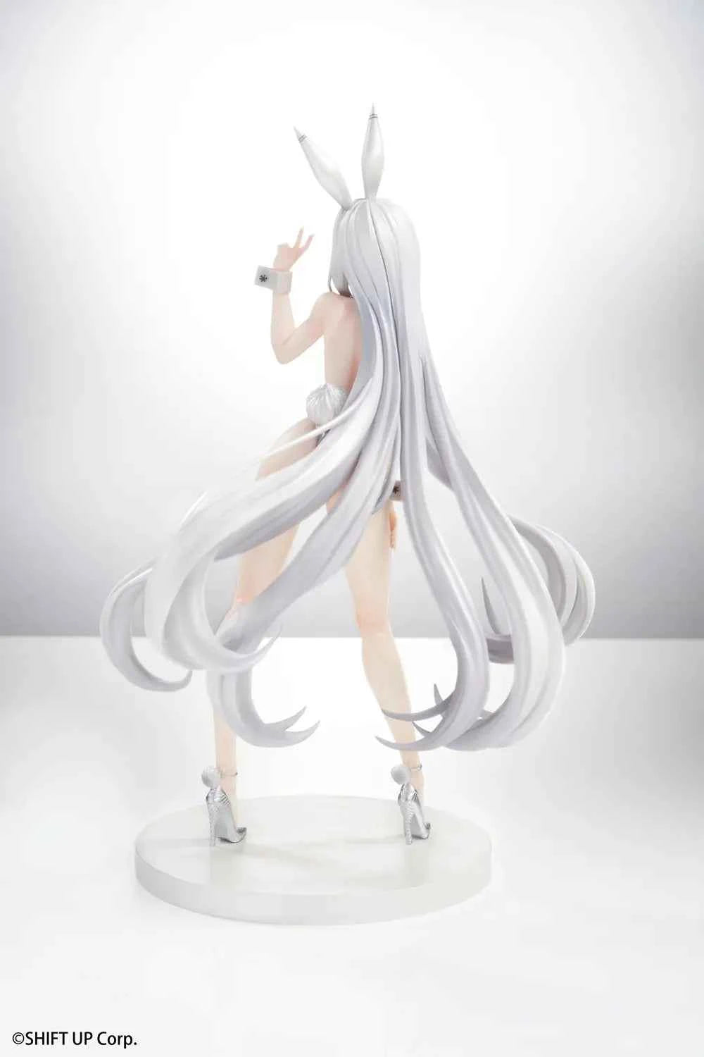 Nikke: Goddess of Victory Hobby Sakura Blanc White Rabbit & Noir Black Rabbit 1/10 Licensed PVC Figure