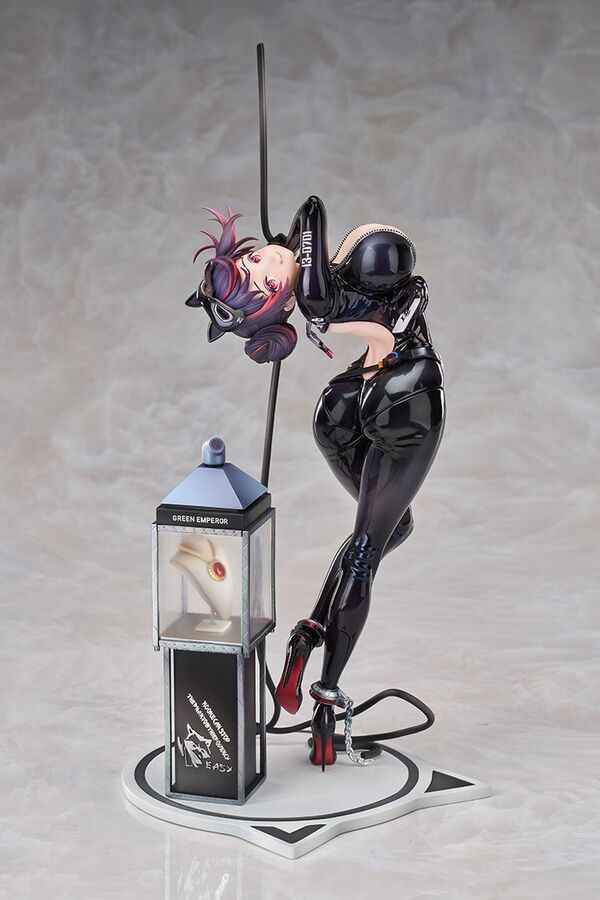 Nikke: Goddess of Victory Good Smile Company Quency Escape Queen 1/7 Licensed PVC Figure