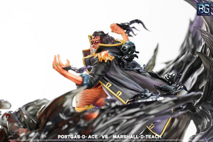One Piece Badge Studio Portgas D. Ace VS Marshall D. Teach Resin Statue