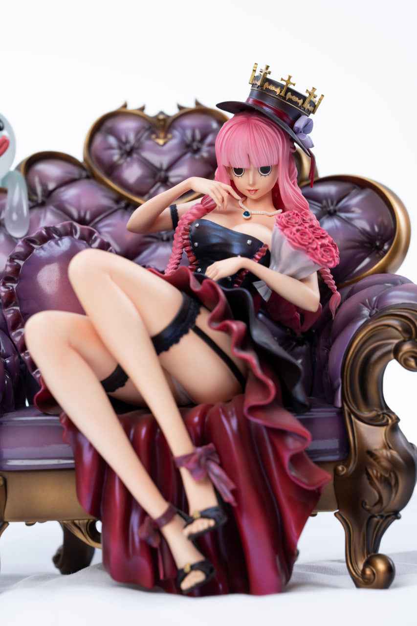 One Piece GG Studio Perona Sofa Resin Statue