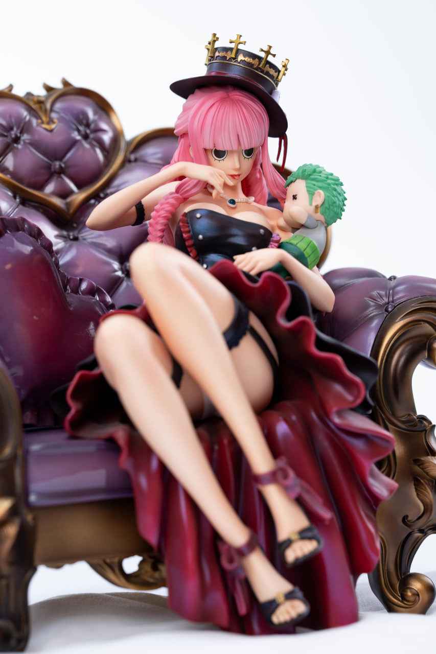 One Piece GG Studio Perona Sofa Resin Statue