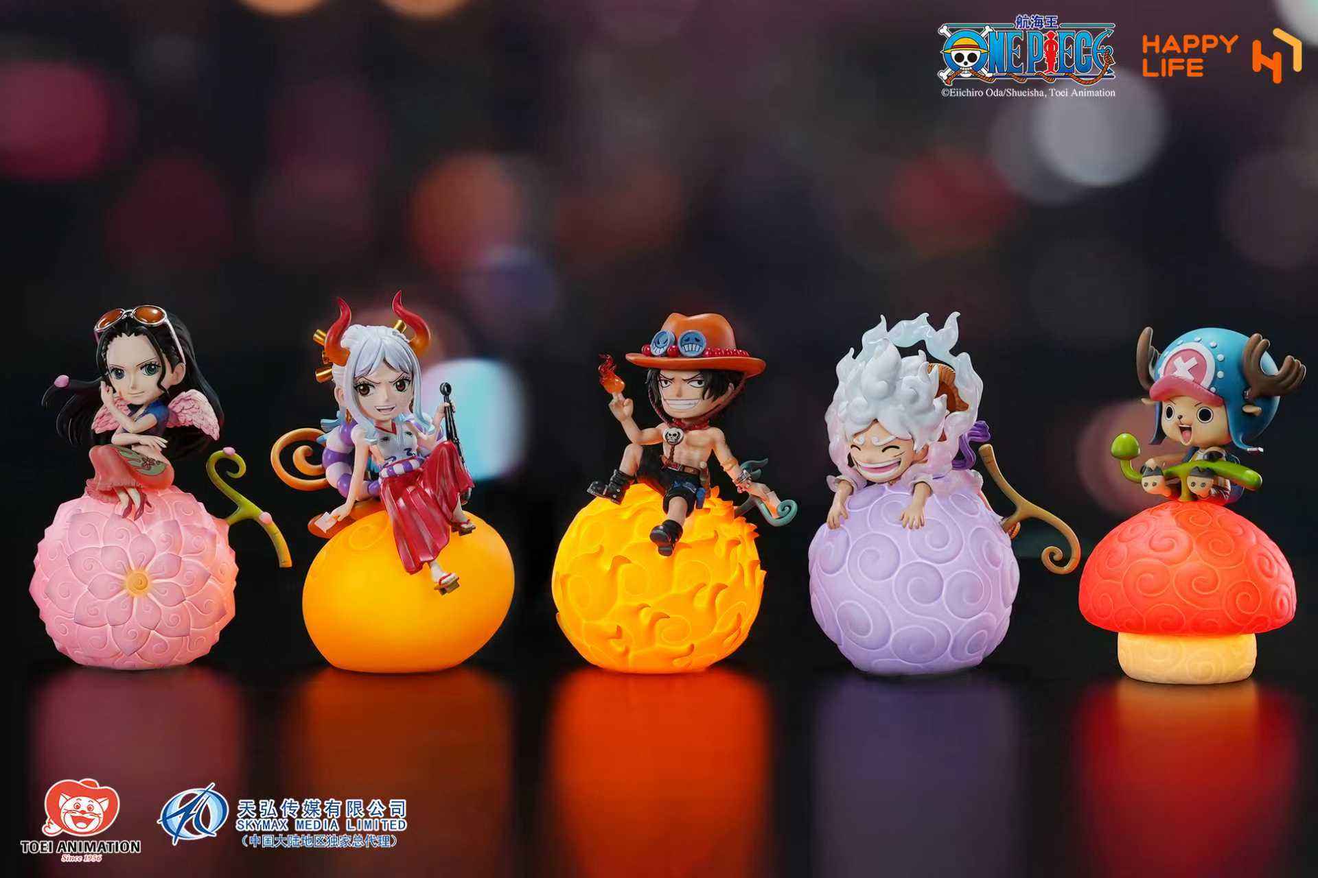 One Piece HAPPY LIFE Studio Monkey D. Luffy Licensed Magnetic Night Light