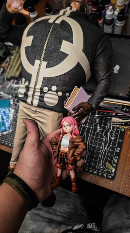 One Piece Long Hu & Ghost Studio Bartholomew Kuma & Jewelry Bonney Resin Statue