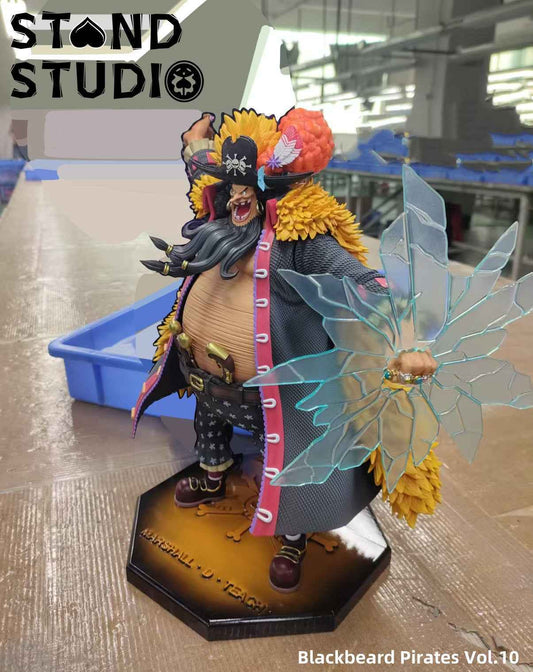 One Piece Stand Studio Blackbeard Marshall D. Teach Resin Statue