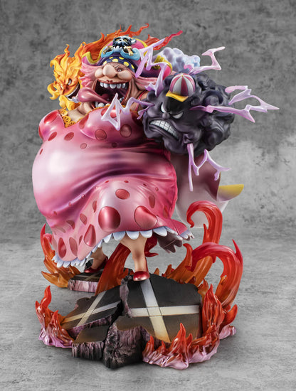 One Piece ~ Megahouse ~ Big Mom Charlotte Linlin Portrait Of Pirates POP Maximum ~ Licensed PVC Figure