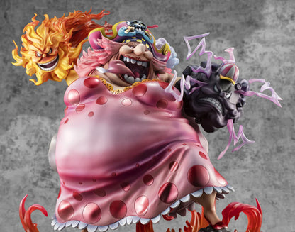 One Piece ~ Megahouse ~ Big Mom Charlotte Linlin Portrait Of Pirates POP Maximum ~ Licensed PVC Figure
